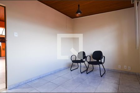 Escritório de casa para alugar com 5 quartos, 400m² em Sagrada Família, Belo Horizonte