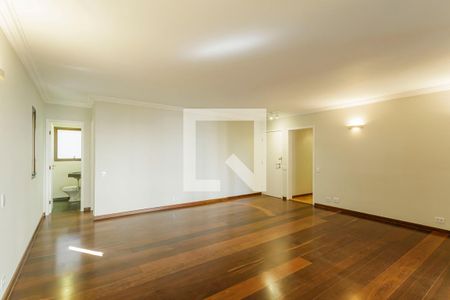 Sala de apartamento para alugar com 3 quartos, 154m² em Vila Nova Conceição, São Paulo