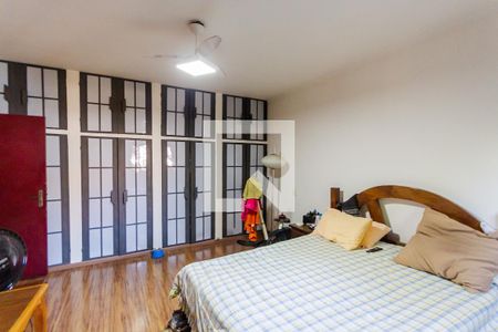 Quarto 1 de casa à venda com 4 quartos, 220m² em Vila Alpina, Santo André
