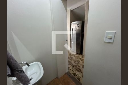 Lavabo de casa à venda com 6 quartos, 320m² em Méier, Rio de Janeiro