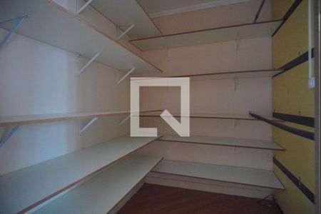 Closet de apartamento à venda com 3 quartos, 164m² em Jardim Lindóia, Porto Alegre