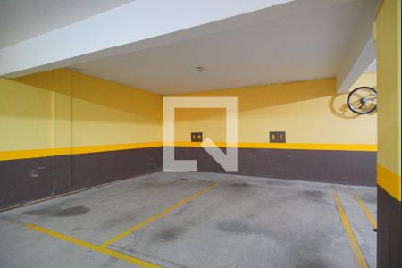 Garagem de apartamento à venda com 3 quartos, 164m² em Jardim Lindóia, Porto Alegre