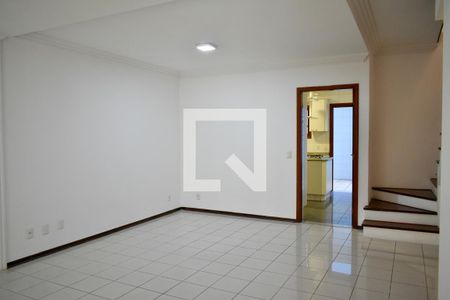 Sala de casa à venda com 3 quartos, 140m² em Planalto Paulista, São Paulo