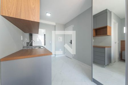 Cozinha de kitnet/studio à venda com 1 quarto, 26m² em Jardim das Acacias, São Paulo