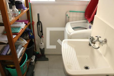 Cozinha e Área de Serviço de apartamento à venda com 2 quartos, 40m² em Barra Funda, São Paulo