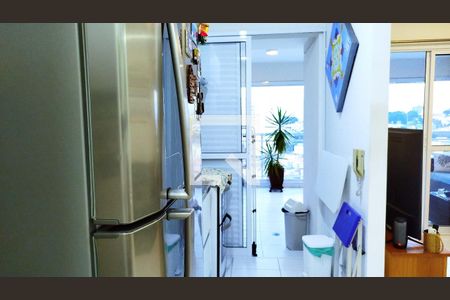 Cozinha de apartamento à venda com 2 quartos, 65m² em Jardim Analia Franco, São Paulo