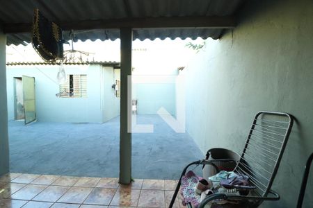 Área de Serviço de casa para alugar com 4 quartos, 299m² em Marta Helena, Uberlândia