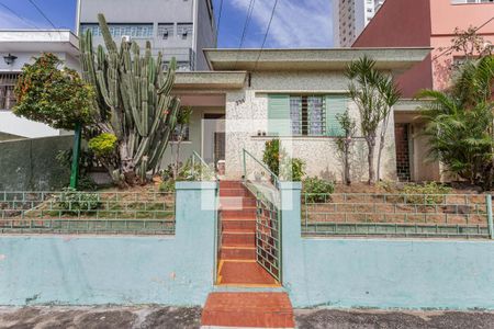 Fachada de casa à venda com 2 quartos, 70m² em Vila Nair, São Paulo