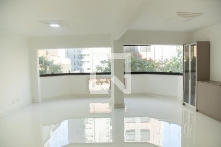 Sala de apartamento à venda com 3 quartos, 130m² em Brooklin, São Paulo