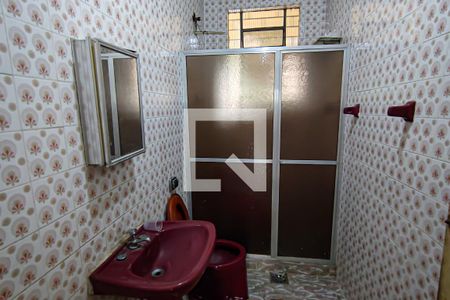 banheiro de casa à venda com 2 quartos, 400m² em Taquara, Rio de Janeiro