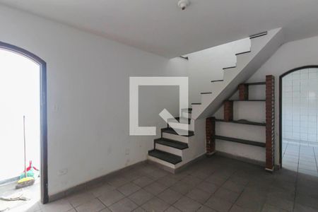 Sala de casa à venda com 2 quartos, 110m² em Jardim Piqueroby, São Paulo