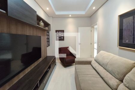 Sala de TV de casa de condomínio à venda com 4 quartos, 381m² em Swiss Park, Campinas