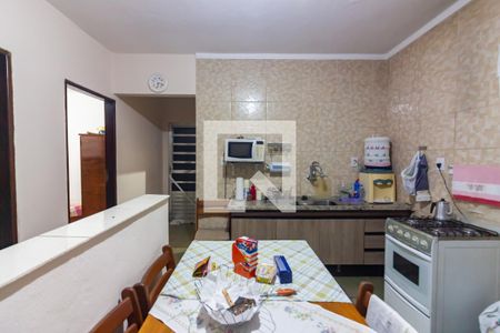Cozinha de casa à venda com 3 quartos, 417m² em Vila Osasco, Osasco