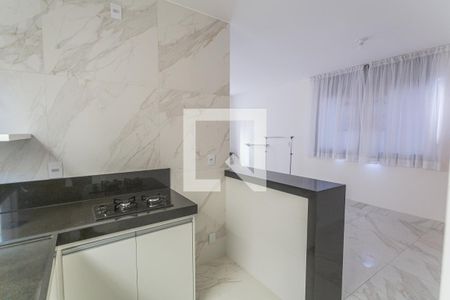 Cozinha de apartamento à venda com 1 quarto, 48m² em São Pedro, Belo Horizonte