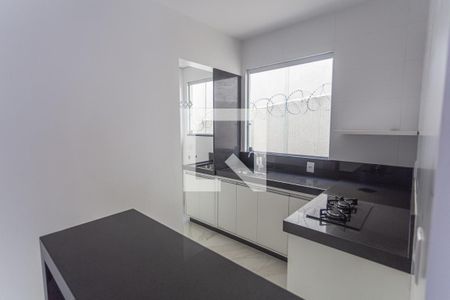 Cozinha de apartamento à venda com 1 quarto, 48m² em São Pedro, Belo Horizonte