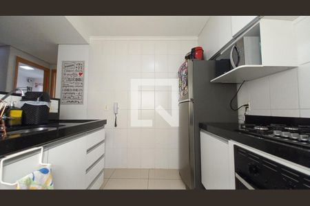 Cozinha e Área de Serviço de apartamento à venda com 2 quartos, 42m² em Jardim Bom Sucesso, Campinas