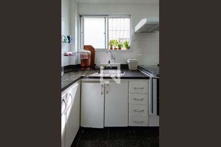 Cozinha de apartamento à venda com 4 quartos, 105m² em Prado, Belo Horizonte