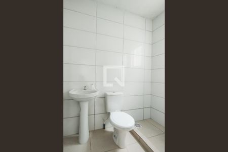 Banheiro de apartamento para alugar com 2 quartos, 58m² em Pinheiro, São Leopoldo