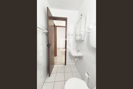 Banheiro de apartamento à venda com 2 quartos, 60m² em Centro, São Leopoldo