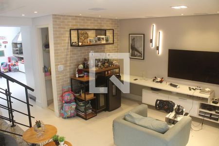 Sala de casa de condomínio à venda com 3 quartos, 200m² em Vila Bertioga, São Paulo