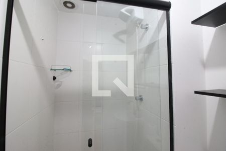 Banheiro de apartamento à venda com 1 quarto, 33m² em Vila Yolanda, Osasco