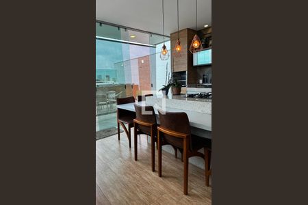 sala 2 de apartamento à venda com 4 quartos, 160m² em Palmares, Belo Horizonte