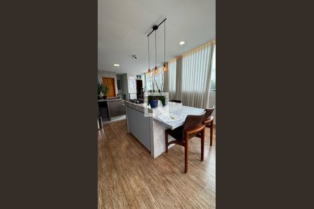 sala 2 de apartamento à venda com 4 quartos, 160m² em Palmares, Belo Horizonte