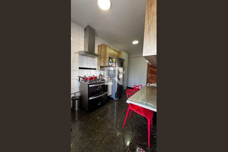 Cozinha de apartamento à venda com 4 quartos, 160m² em Palmares, Belo Horizonte