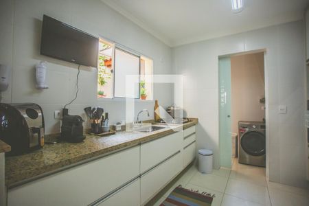 Cozinha de casa de condomínio à venda com 3 quartos, 135m² em Mirandópolis, São Paulo