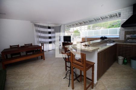 Área gourmet de casa à venda com 4 quartos, 225m² em Vila Kosmos, Rio de Janeiro