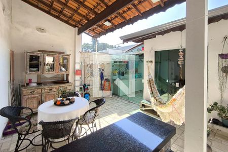Área de Serviço de casa à venda com 3 quartos, 250m² em Vila Nova Medeiros, Jundiaí