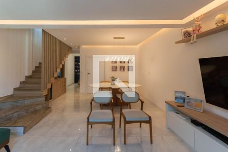 Sala de apartamento à venda com 3 quartos, 200m² em Tijuca, Rio de Janeiro