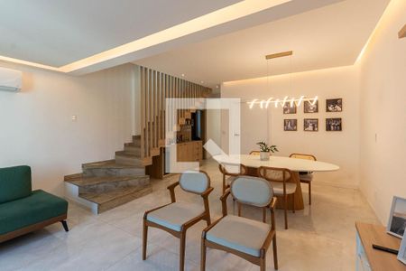 Sala de apartamento à venda com 3 quartos, 200m² em Tijuca, Rio de Janeiro