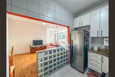 Cozinha de apartamento para alugar com 2 quartos, 62m² em Botafogo, Rio de Janeiro