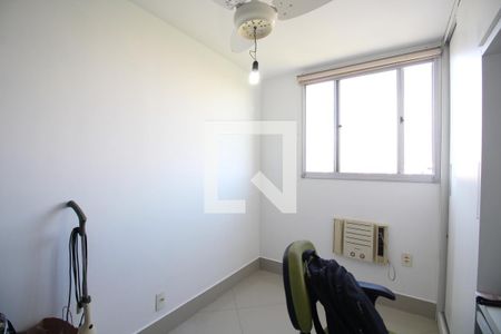 Quarto 1 de apartamento para alugar com 2 quartos, 55m² em Jacarepaguá, Rio de Janeiro