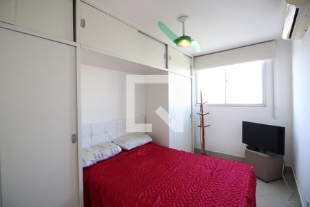 Quarto 2 de apartamento para alugar com 2 quartos, 55m² em Jacarepaguá, Rio de Janeiro