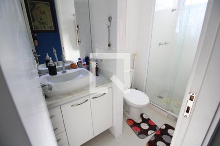 Banheiro Social de apartamento para alugar com 2 quartos, 55m² em Jacarepaguá, Rio de Janeiro