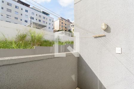 Varanda da Sala de apartamento para alugar com 2 quartos, 60m² em Novo das Indústrias, Belo Horizonte