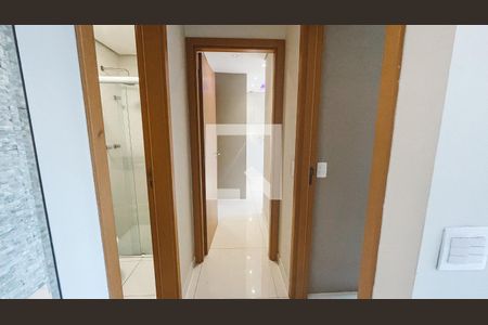 Corredor de apartamento à venda com 2 quartos, 59m² em Lauzane Paulista, São Paulo