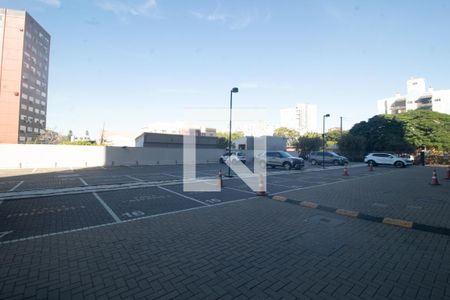 Garagem de kitnet/studio para alugar com 1 quarto, 27m² em Partenon, Porto Alegre