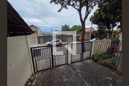 Foto 22 de apartamento à venda com 2 quartos, 50m² em Planalto, Belo Horizonte
