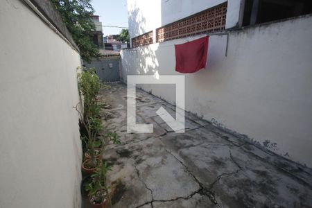 Garagem de casa à venda com 1 quarto, 50m² em Curicica, Rio de Janeiro