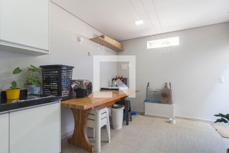 Área de Serviço de casa de condomínio para alugar com 4 quartos, 150m² em Quarta Parada, São Paulo