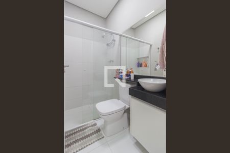 Banheiro Social de casa de condomínio para alugar com 4 quartos, 150m² em Quarta Parada, São Paulo