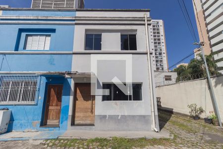 Fachada de casa de condomínio para alugar com 4 quartos, 150m² em Quarta Parada, São Paulo