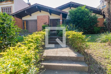 Fachada de casa para alugar com 3 quartos, 300m² em Cristal, Porto Alegre