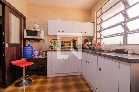 Cozinha de casa para alugar com 3 quartos, 300m² em Cristal, Porto Alegre
