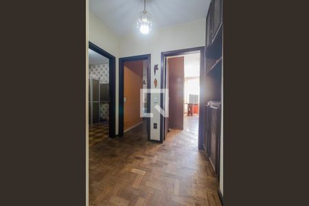 Corredor de casa para alugar com 3 quartos, 300m² em Cristal, Porto Alegre