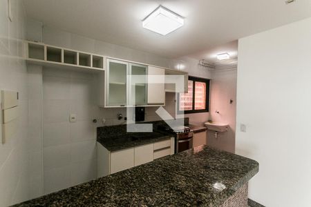 Cozinha de apartamento para alugar com 1 quarto, 55m² em Jardim Armação, Salvador