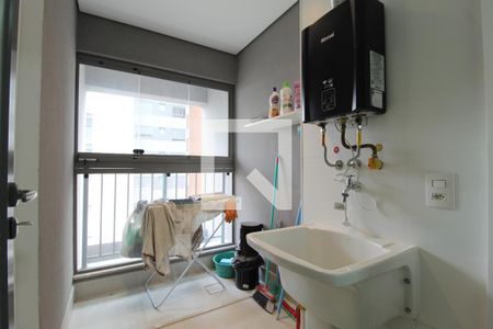 Área de Serviço de apartamento para alugar com 3 quartos, 77m² em Indianópolis, São Paulo